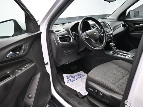 Used 2022 Chevrolet Equinox LT FWD image 9