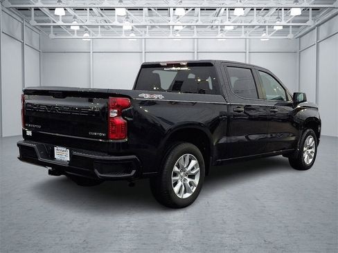 Certified 2022 Chevrolet Silverado 1500 Custom image 8