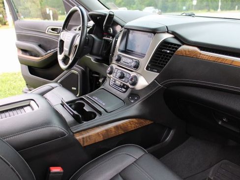 Used 2019 GMC Yukon Denali w/ Denali Ultimate Package image 32