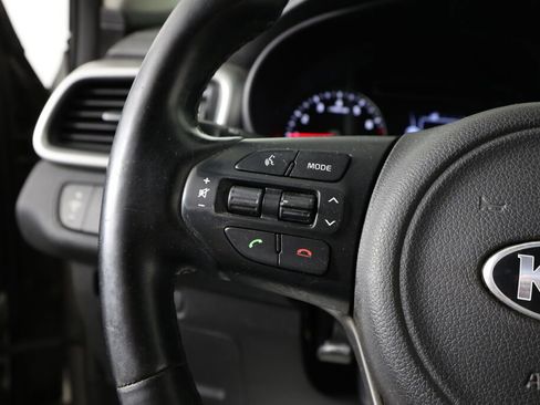 Used 2017 Kia Sorento FWD w/ LX Convenience Package image 31