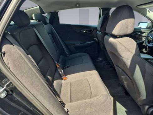 Used 2022 Chevrolet Malibu LS FWD image 18