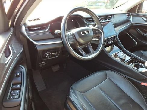 Used 2021 Jeep Grand Cherokee L Limited image 15