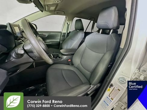 Used 2020 Toyota RAV4 LE w/ All Weather Liner Package AWD/4WD image 23