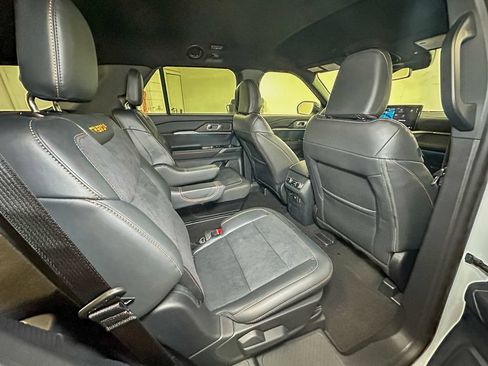 New 2026 Ford Explorer Tremor w/ Tremor Convenience Package AWD/4WD image 4
