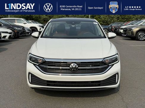 Used 2024 Volkswagen Jetta SEL image 7