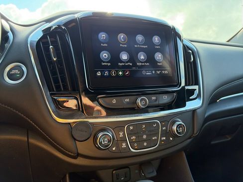 Used 2023 Chevrolet Traverse LT AWD/4WD image 21