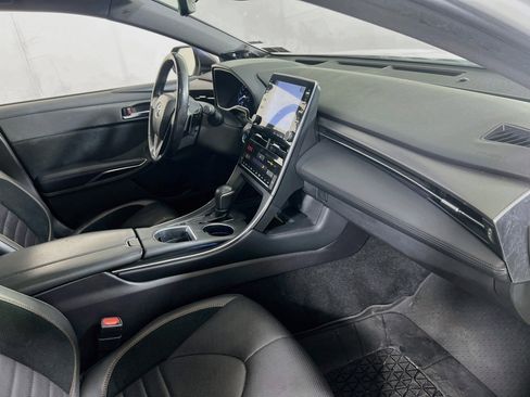 Used 2019 Toyota Avalon Touring w/ All Weather Liner Package FWD image 29