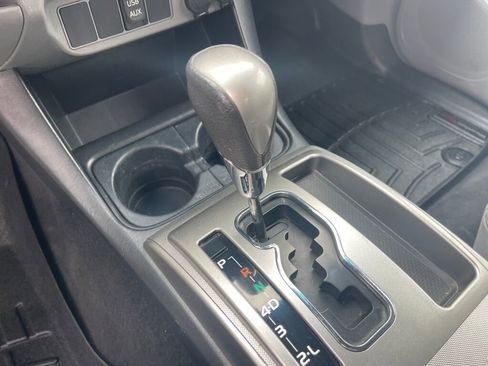 Used 2013 Toyota Tacoma 4x4 Double Cab w/ SR5 Pkg image 12