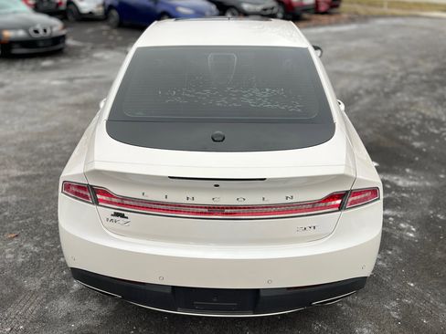Used 2017 Lincoln MKZ Reserve w/ Climate Package image 10