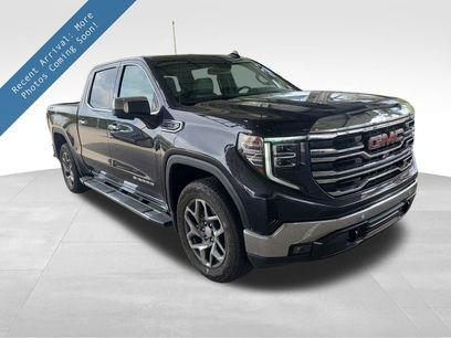 Used 2022 GMC Sierra 1500 SLT w/ SLT Premium Plus Package