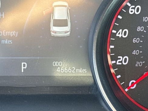 Used 2024 Toyota Camry XSE w/ Navigation Package image 11