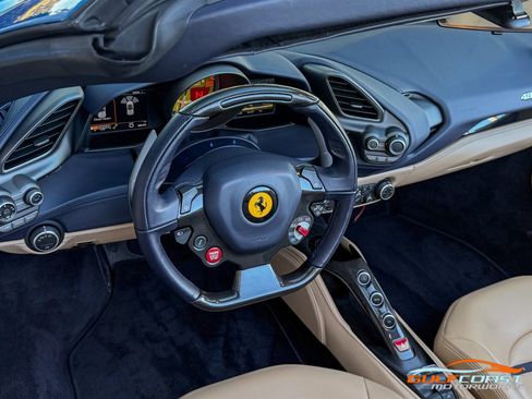 Used 2017 Ferrari 488 Spider image 28