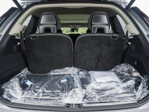 New 2026 Volvo XC90 B6 Ultra image 9