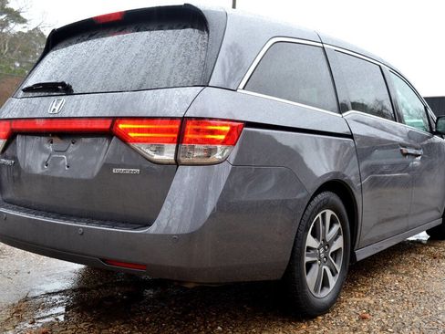 Used 2015 Honda Odyssey Touring image 5