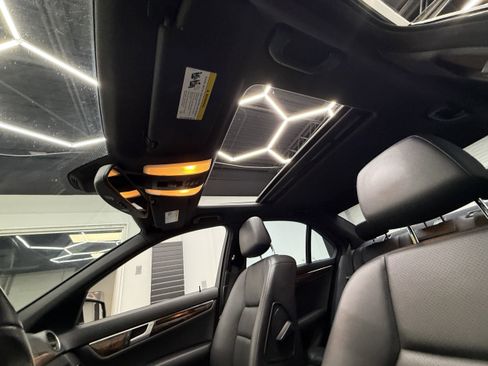 Used 2012 Mercedes-Benz C 300 4MATIC Sedan image 5