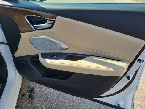 Used 2020 Acura RDX AWD w/ Advance Package image 35