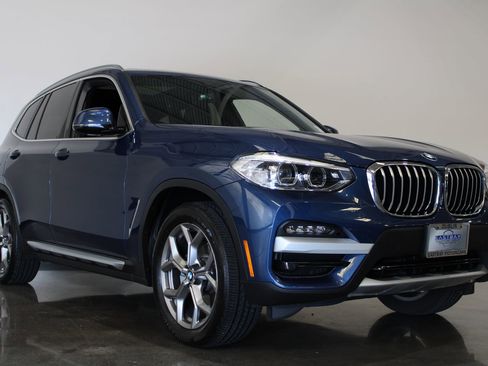 Used 2021 BMW X3 xDrive30i w/ Premium Package image 4