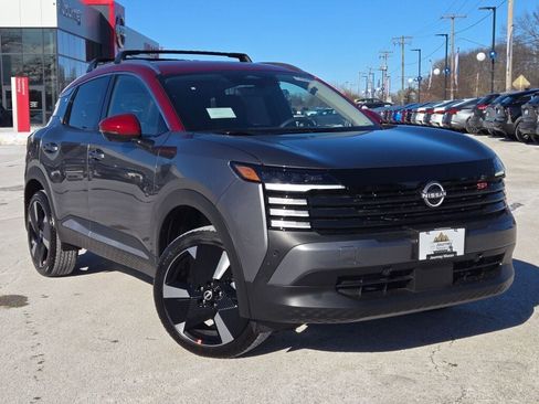 New 2026 Nissan Kicks SR w/ Cold Weather Package image 5