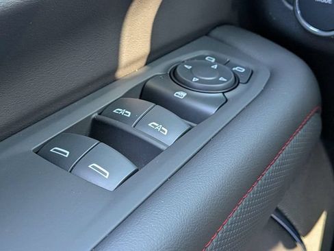 Used 2025 Chevrolet Tahoe RST RWD image 25