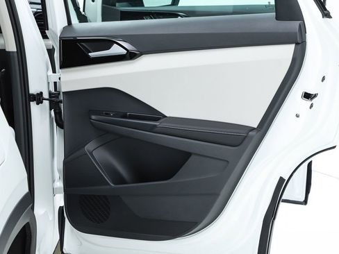 New 2026 Volkswagen Taos S image 30