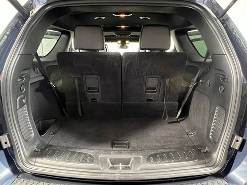Used 2019 Dodge Durango GT w/ Blacktop Package AWD/4WD image 13
