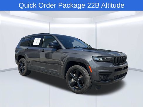 Used 2021 Jeep Grand Cherokee L Laredo RWD image 3