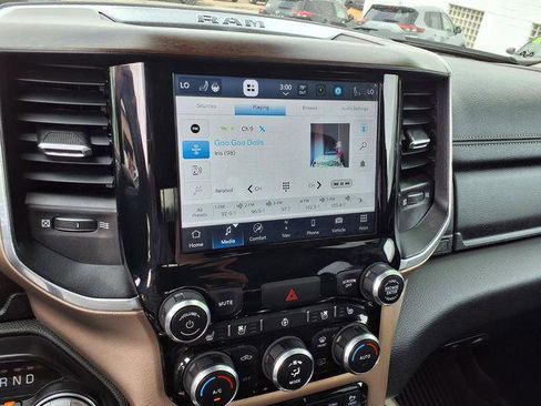 Certified 2022 RAM 1500 Laramie image 18