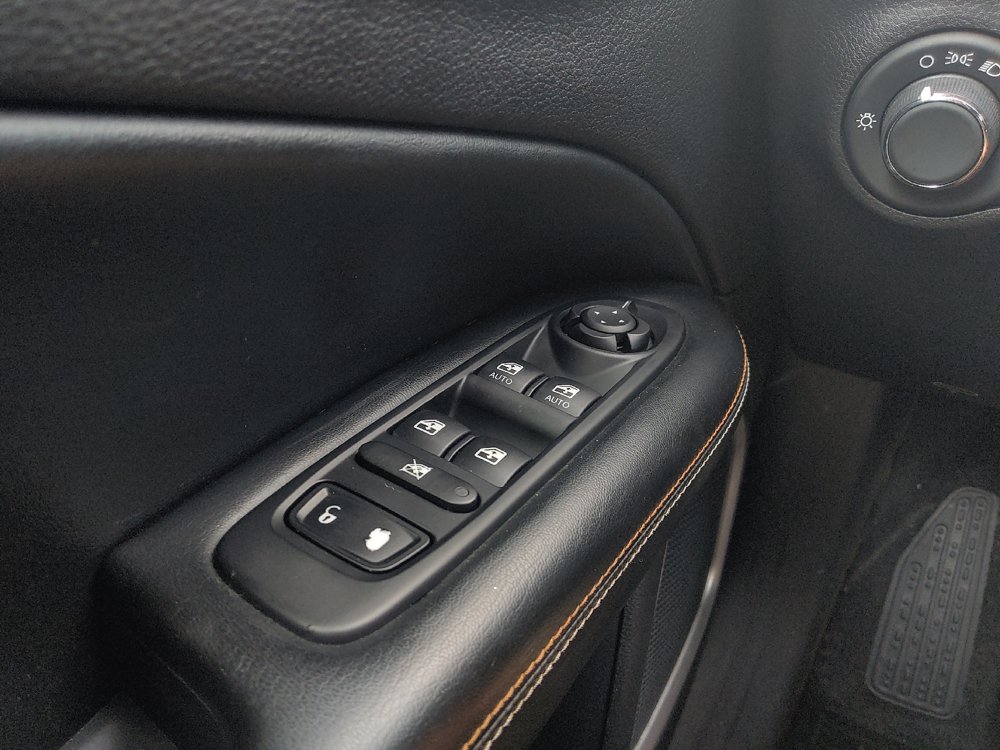 Used 2020 Jeep Compass Sport FWD image 27