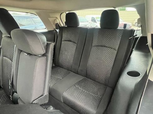 Used 2015 Dodge Journey SXT w/ Flexible Seating Group FWD image 26
