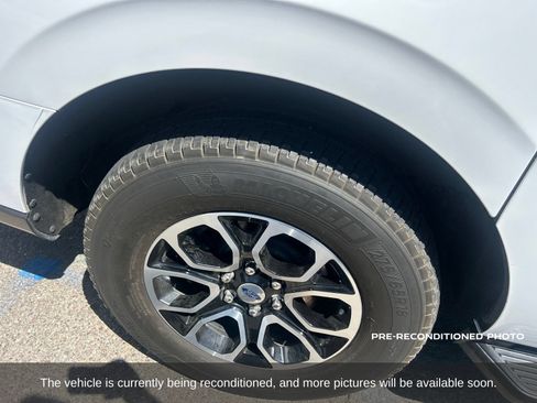 Used 2024 Ford Expedition Max XLT AWD/4WD image 15