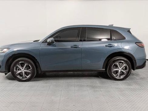 Used 2025 Honda HR-V EX-L image 3