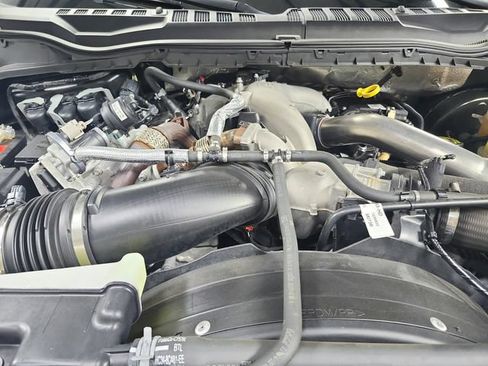 Used 2022 Ford F350 Lariat w/ Lariat Ultimate Package AWD/4WD image 17