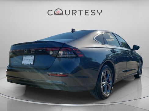 Used 2023 Honda Accord EX image 5