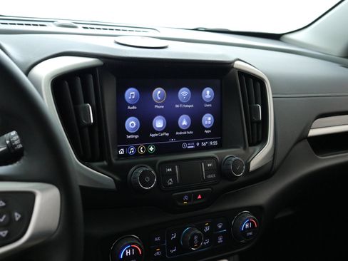 Used 2023 GMC Terrain SLT w/ Elevation Edition image 18