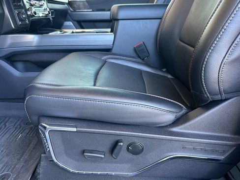 Used 2024 Ford F250 Lariat w/ FX4 Off-Road Package AWD/4WD image 13