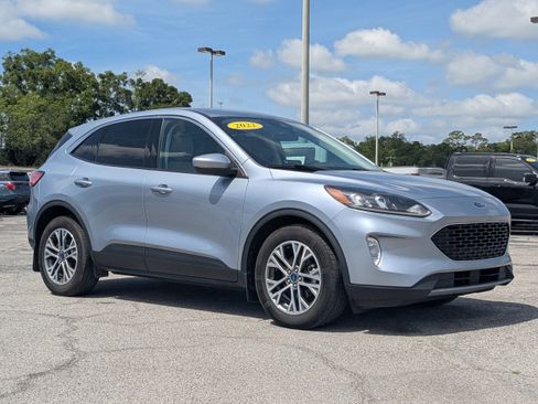 Certified 2022 Ford Escape SEL w/ Technology Package FWD image 2