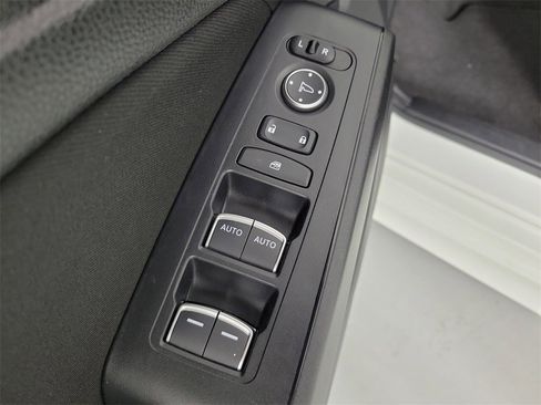 Used 2025 Honda Civic Sport image 18