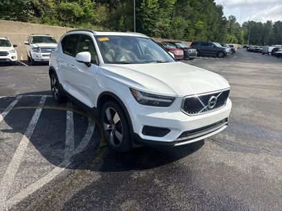 Used 2019 Volvo XC40 T4 Momentum
