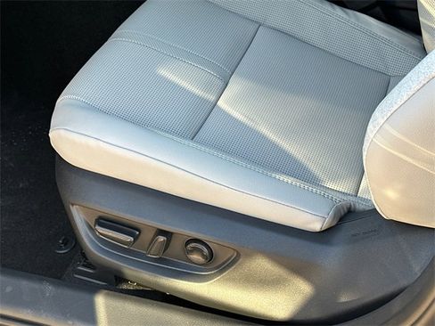 New 2026 Toyota Camry XLE image 18