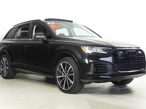 Used 2023 Audi Q7 3.0T Premium Plus w/ Premium Plus Package image 4