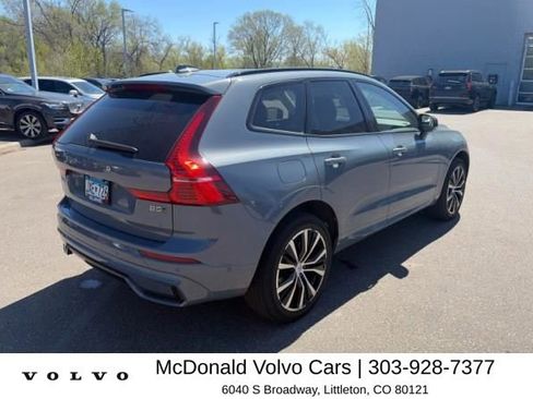 Used 2023 Volvo XC60 B5 Plus w/ Climate Package AWD/4WD image 3