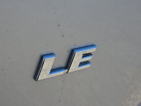 Used 2016 Toyota RAV4 LE image 16