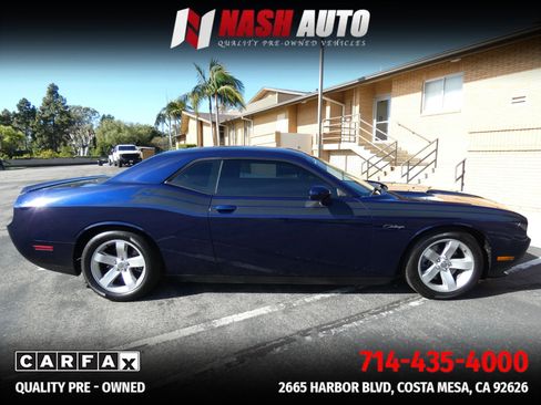 Used 2014 Dodge Challenger R/T RWD image 6