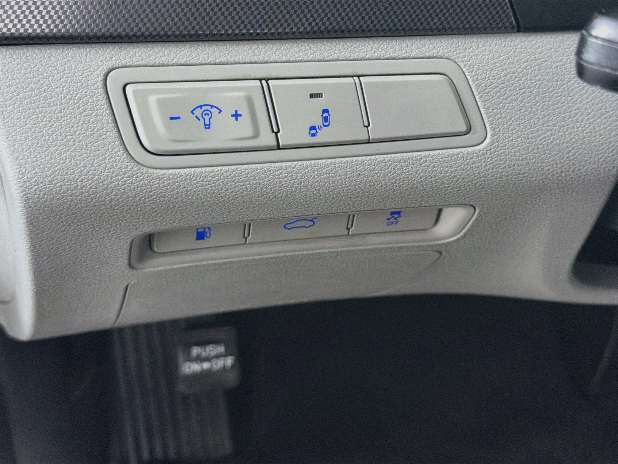 Used 2016 Hyundai Sonata Sport w/ Option Group 02 FWD image 16