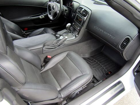 Used 2012 Chevrolet Corvette Grand Sport w/ 3LT Preferred Equipment Group RWD image 13
