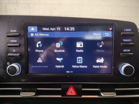 Used 2023 Hyundai Elantra Blue FWD image 25
