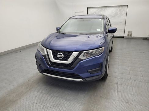 Used 2017 Nissan Rogue S AWD/4WD image 15