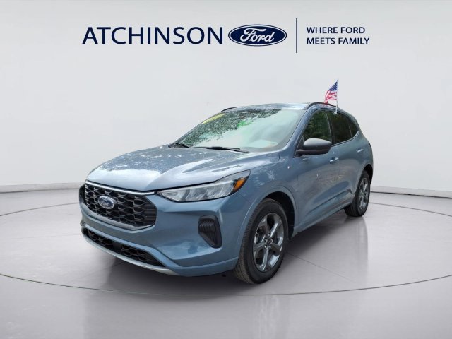 Certified 2023 Ford Escape ST-Line w/ Tech Pack #1 AWD/4WD image 1