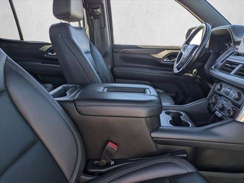 Used 2021 Chevrolet Tahoe Z71 w/ Luxury Package AWD/4WD image 22