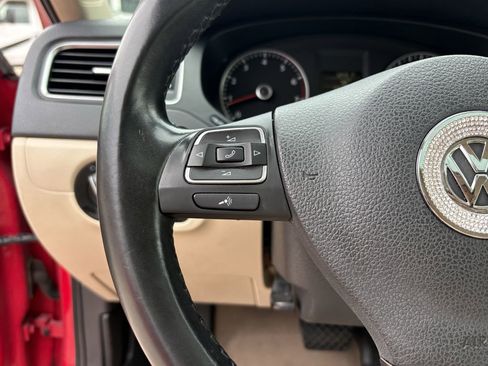 Used 2012 Volkswagen Jetta SE image 15